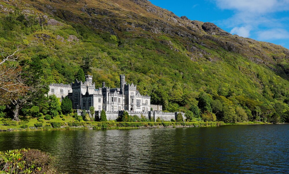 Visit Kylemore Abbey & Gardens